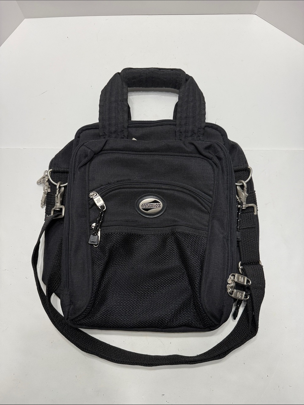 American Tourister Black Compact Laptop Bag with Crossbody Strap